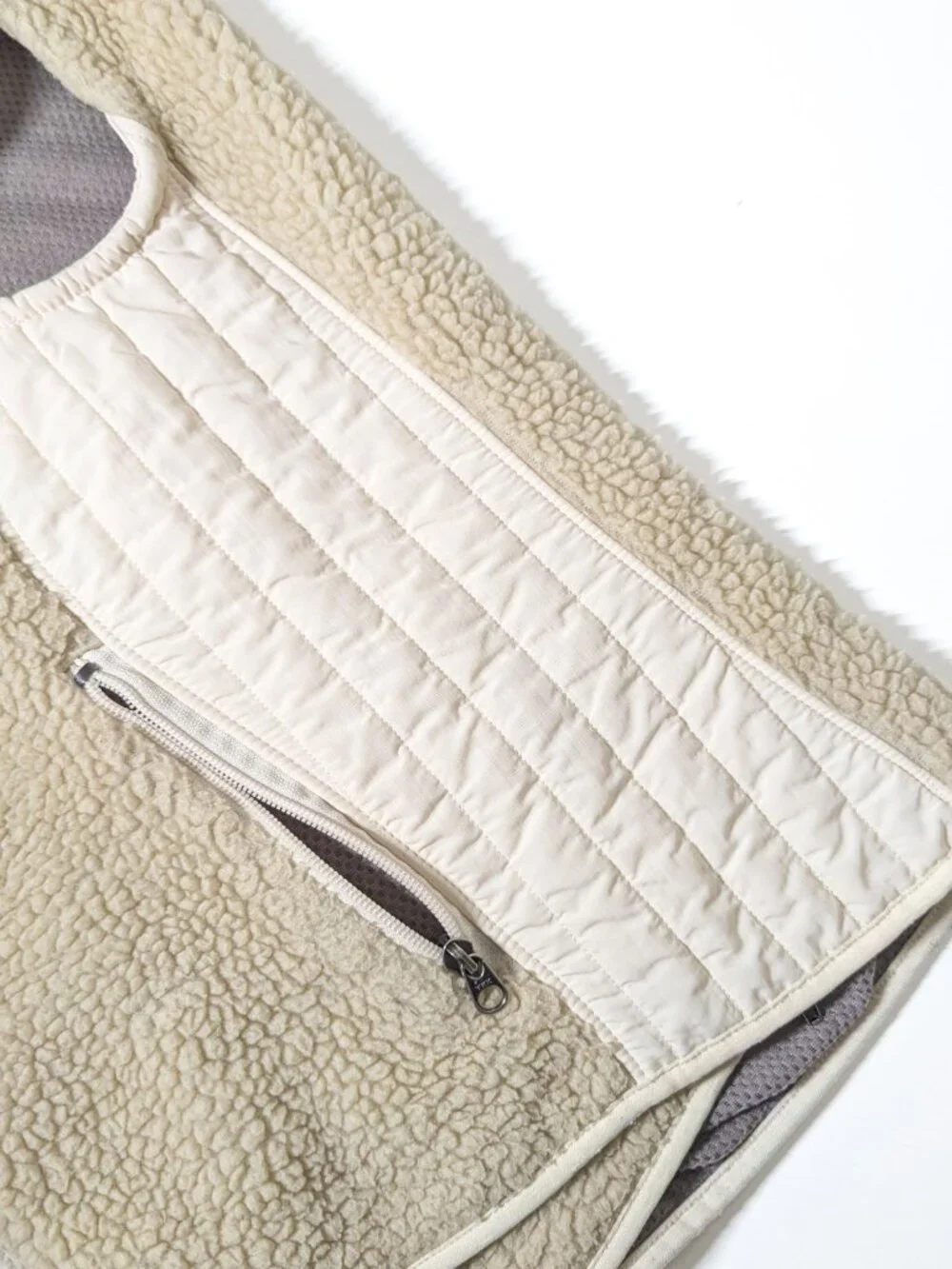 Patagonia Synchilla Fleece Vest Cream Oatmeal Full Zip S EUC Gorpcore Cozy Hike